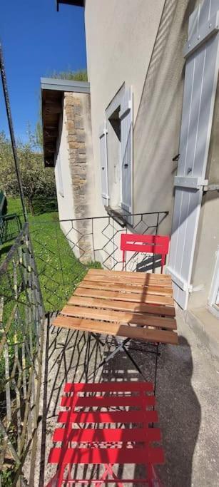 Gite Chez Marianne- La Halte Jurassienne Montmorot エクステリア 写真